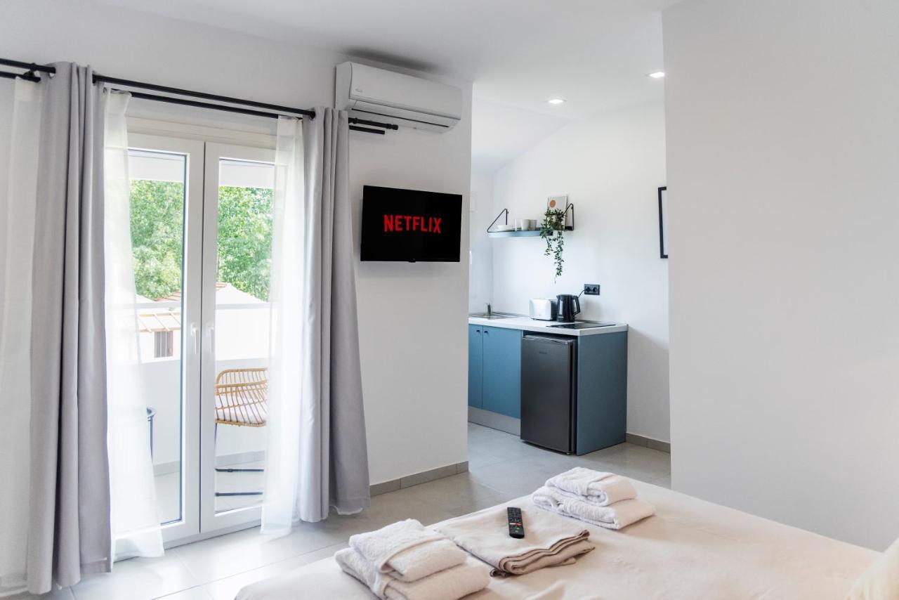 Seaside Suites Kavos Ngoại thất bức ảnh